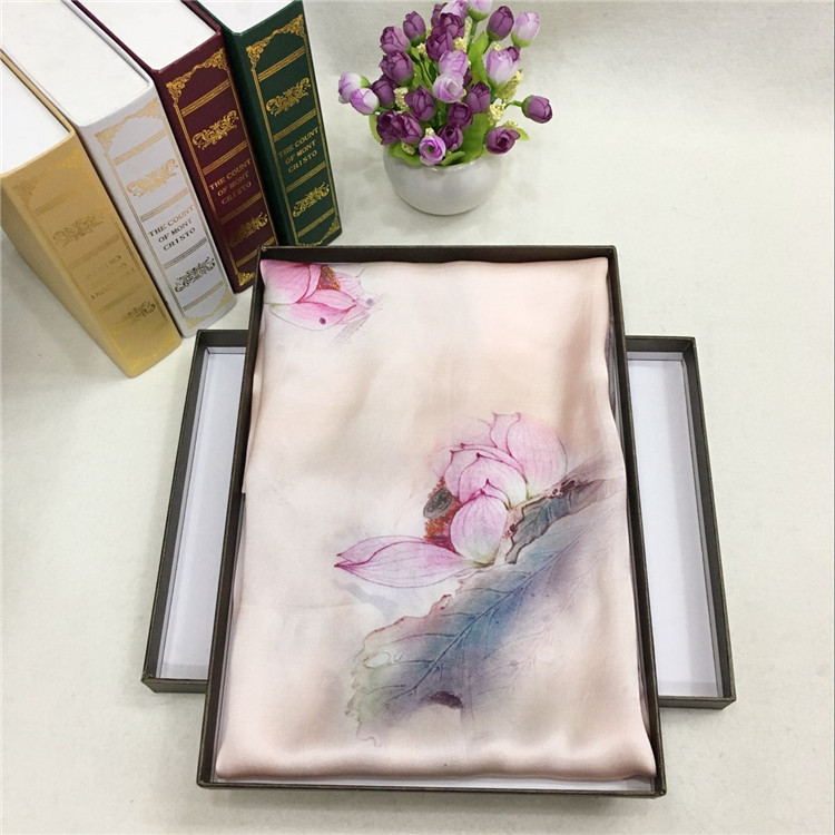 真絲圍巾怎么洗——真絲圍巾、真絲絲巾、圍巾品牌